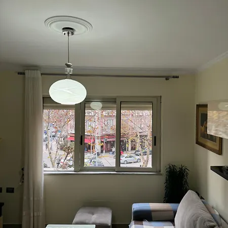 Centre Lions Gate 10 * Tirana