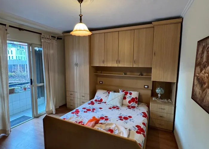 Centre Lions Gate 10 Lejlighed